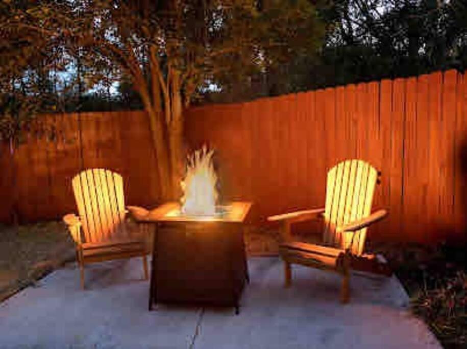 House In The Hills, Game Room, Fire Pit, Hot Tub Columbus Bagian luar foto